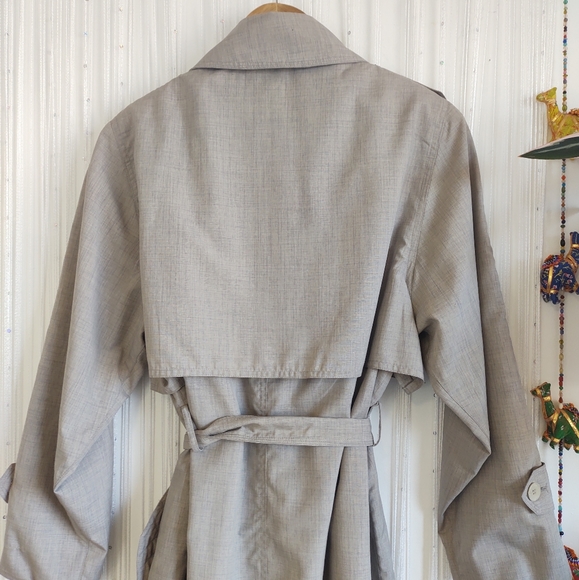 Vintage Button up + belted trench coat - Picture 10 of 13